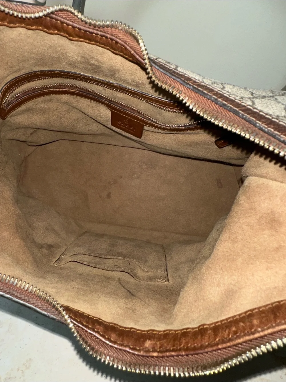 Gucci PROJECT BAG Monogram Shoulder Bag - Picture 12 of 15